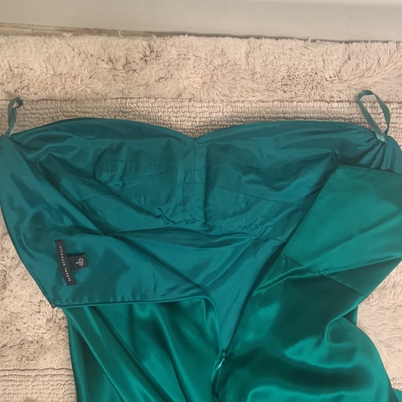 Banana Republic 100% Silk Dress - Picture 15 of 15